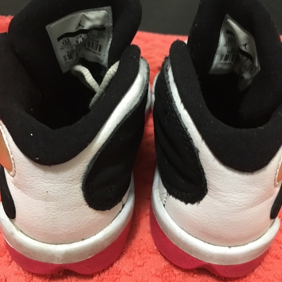 Air Jordan girls sneaker - Picture 4 of 8